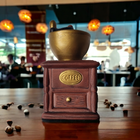 Vintage Jasco Taiwan Bisque Porcelain 9ld Fashioned Coffee Grinder Bell Ornament - Picture 7 of 7